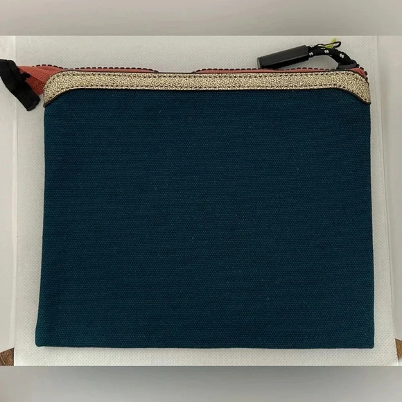 HENRY CHARLES | Perfect Is Boring pouch. - Picture 2 of 11